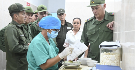 Díaz-Canel se reúne con jefes del MININT para hablar de "ciencia e innovación" en Cuba