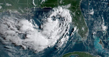Depresión tropical se convertiría este lunes en la tormenta Bertha