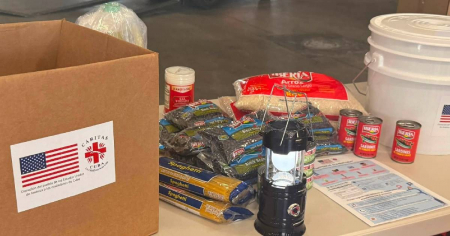 Arroz, frijoles, atún y linternas: esto contienen las cajas de ayuda que EE.UU. envía a Cuba