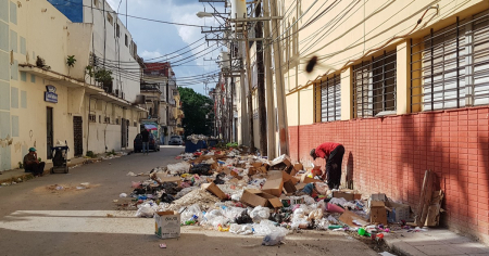 Logros del régimen cubano: «Llamar esperanza a la resignación, resistencia a la miseria y continuidad al hundimiento», afirma dramaturgo