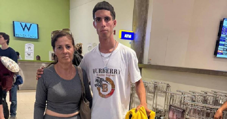 Joven lanzador Richard Bouquet deja Cuba en busca del sueño de las Grandes Ligas