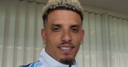 ¡Bebeshito hace historia! El repartero cubano recibe su primera nominación a Premios Juventud 2026