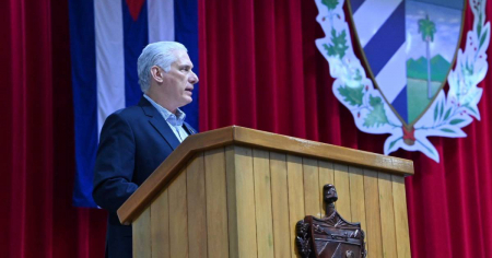 Díaz-Canel responde a la administración Trump: «Fidel Castro vive y sigue librando batallas»