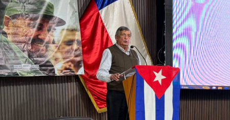 Comunista chileno afirma que Cuba «es un sistema democrático, desde el punto de vista de la historia»