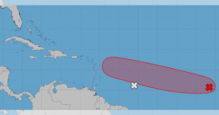 Cuba bajo vigilancia: sistema mantiene 70 % de probabilidad de formación mientras avanza hacia el Caribe