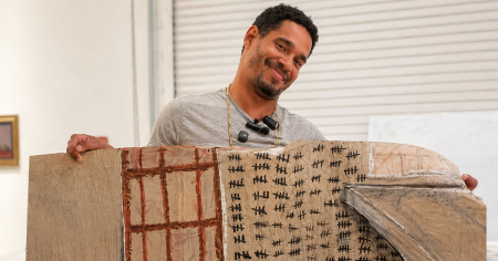 Luis Manuel Otero Alcántara exhibe en Miami el arte que creó durante cinco años como preso político