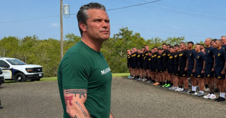 «Quieran o no»: Hegseth lanza contundente advertencia al régimen cubano desde Panamá