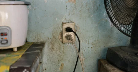 Alamar sufre meses de cortes eléctricos intermitentes y vecinos advierten sobre daños en equipos