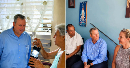 Mike Hammer visita Alquízar para verificar distribución de la ayuda humanitaria enviada por EE.UU.