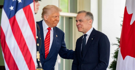 Trump anuncia aranceles del 50% a vehículos y acero canadienses a partir de enero de 2027