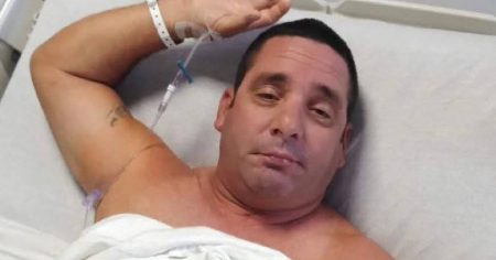 Cubano con grave hernia es deportado por ICE a Guinea Ecuatorial y denuncia falta de atención médica