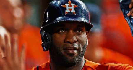 Yordan Álvarez sigue al frente de la Triple Corona en la Liga Americana