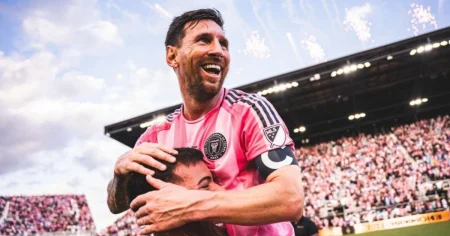Messi marca cuatro goles y guía al Inter Miami a goleada histórica