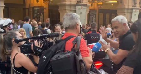 Protesta cubana marca el concierto de Silvio Rodríguez en Barcelona