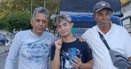 Adolescente pierde su iPhone en medio de una emergencia familiar y un chofer se lo devuelve en Cienfuegos