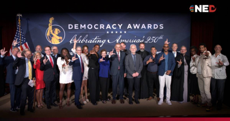 Luis Manuel Otero, Maykel Osorbo y Félix Navarro reciben el Premio Democracia 2026