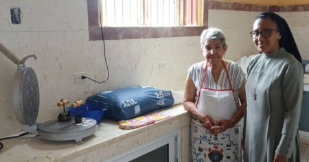 Donaciones desde España permiten al Santuario de El Cobre comenzar a fabricar sus propias hostias