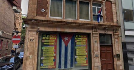 Vehículo de la embajada de Cuba acumula multas récords de casi 70 mil dólares por cargos de congestión en Londres en un solo año