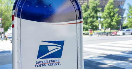 Acusan a un hombre en el sur de Florida por presunto fraude de 126 millones de dólares al USPS