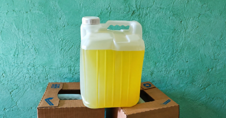 Vendían agua con colorante y espesante como si fuera aceite en Granma