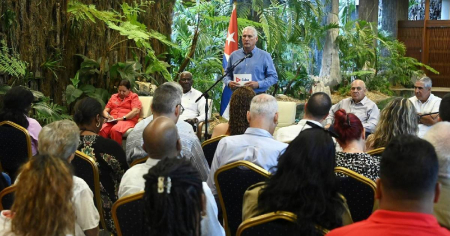 Díaz-Canel: "Seguimos trabajando por una mejor sociedad" en Cuba