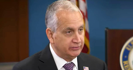 Díaz-Balart advierte a la cúpula de la dictadura cubana que busque adónde irse: «Este presidente no sale de la Casa Blanca con ese régimen»