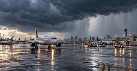 FAA advierte posibles retrasos en los aeropuertos de Miami y Fort Lauderdale por tormentas