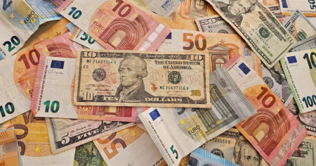 Tendencia al alza del dólar y del euro en Cuba: Así amanece el mercado informal este martes