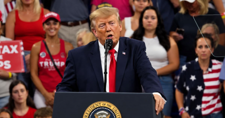 «Vamos a regresar de Irán, esos hermosos barcos pasarán por Cuba»: Trump vuelve a hablar de la Isla