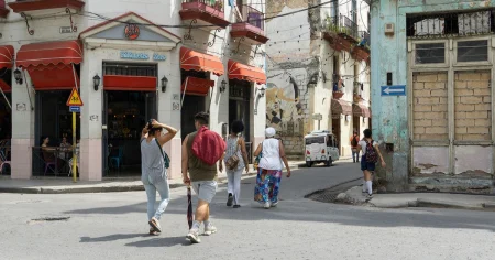 Cuba mantendrá el horario de verano hasta noviembre de 2027 y retrasará la entrada a escuelas y trabajos