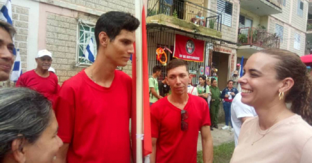 La UJC busca jóvenes en los barrios de Las Tunas para impulsar su campaña “La talla es hacer”