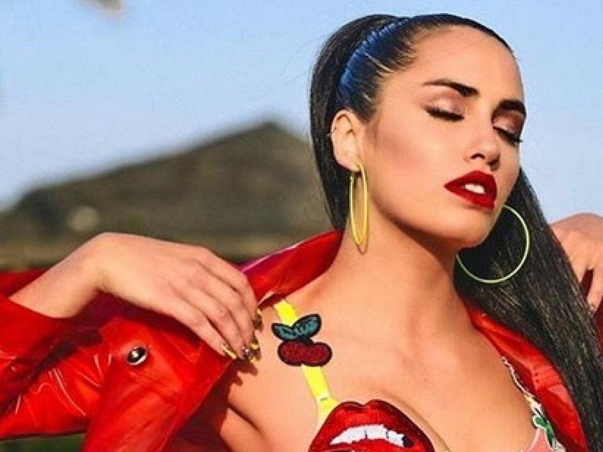 Lali Espósito lanza el videoclip de 'Caliente', su granito de arena por la  inclusión y la igualdad, image size:1200x900