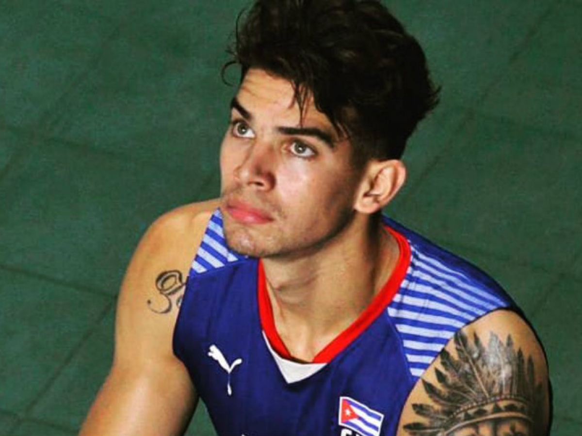 Golpe sobre la mesa del voleibol cubano: Roamy Alonso jugará en la Superliga italiana