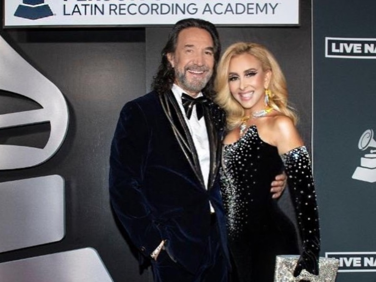 加CD Grupo Santa Clara Tributo a Los Grandes: Marco Antonio Solis  MEX31752  /00110 加CD Grupo Santa Clara Tributo a Los Grandes: Marco Antonio