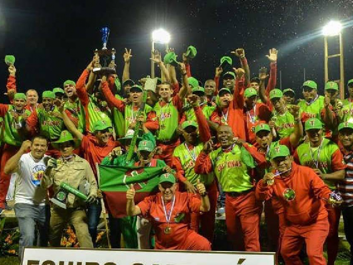 Leñadores de Las Tunas キューバの野球 CUBA mlb Leñadores de Las Tunas キューバの野球 CUBA mlb