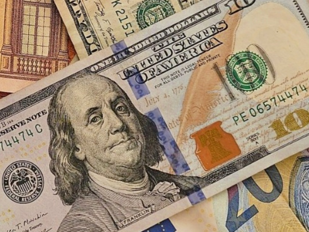 美元在古巴非正式市场上小幅上涨。