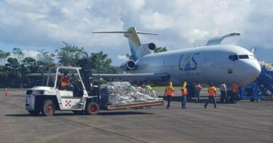 Cuba envía 12.000 libras de alimentos e insumos médicos a Honduras por el paso de huracanes Eta y Iota