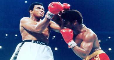 Spinks murió a los 67 años víctima de cáncer de próstata, se le recuerda por haber vencido al mítico Muhammad Ali.
