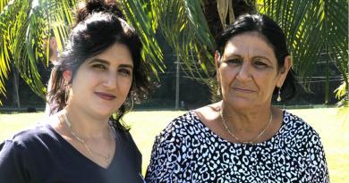 Residente en Hialeah: "No hay pasajes de Miami a Cuba, ni de mula"