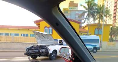 Accidente múltiple en el Malecón de La Habana involucra cuatro autos