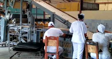 Más de 2,300 trabajadores estatales en riesgo de desempleo en Sancti Spíritus