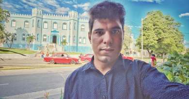 Multan a periodista cubano de la iglesia católica por publicaciones en redes sociales