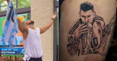 Victor Mesa Jr. se hace un tatuaje de Messi: "Es Dios. Fin de la historia"