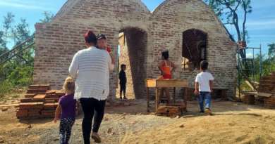 Construyen casa abovedada para madre con seis hijos en Pinar del Río