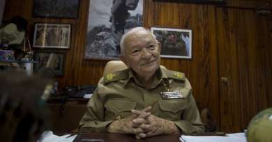 Guillermo García Frías, el Comandante del avestruz, cumple 95 años