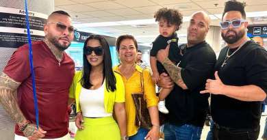 El Chacal recibe en Miami a siete miembros de su familia con parole humanitario