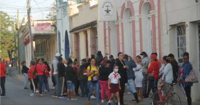 Éxodo migratorio provoca colapso de oficinas notariales en Las Tunas