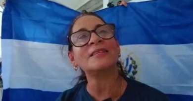 Cubana en El Salvador: En Cuba amamos al presidente Bukele