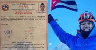 Montañista Yandy Núñez recibe certificado por conquistar el Everest