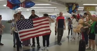 Llegan a EE.UU. con parole humanitario, se arrepienten y ahora quieren regresar a Cuba